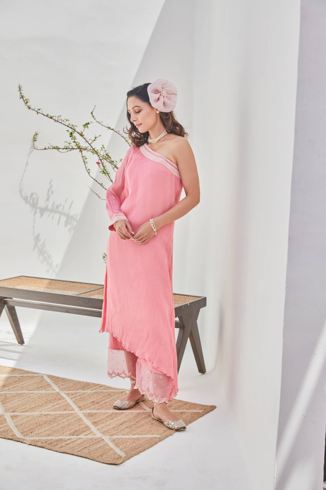 Khel Nayna Pink Set