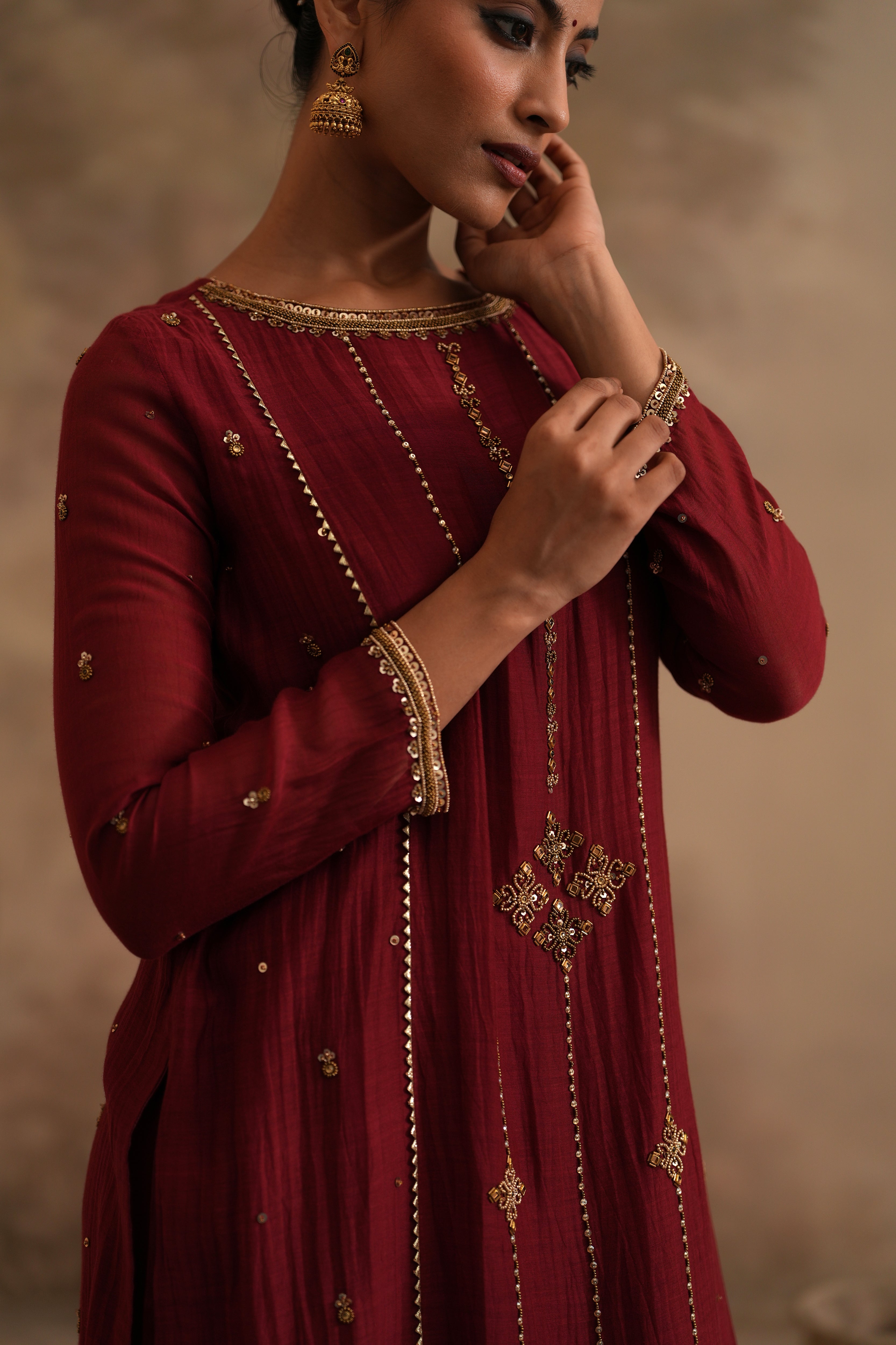 Brick Red Qala Kalika Straight Boatneck Set
