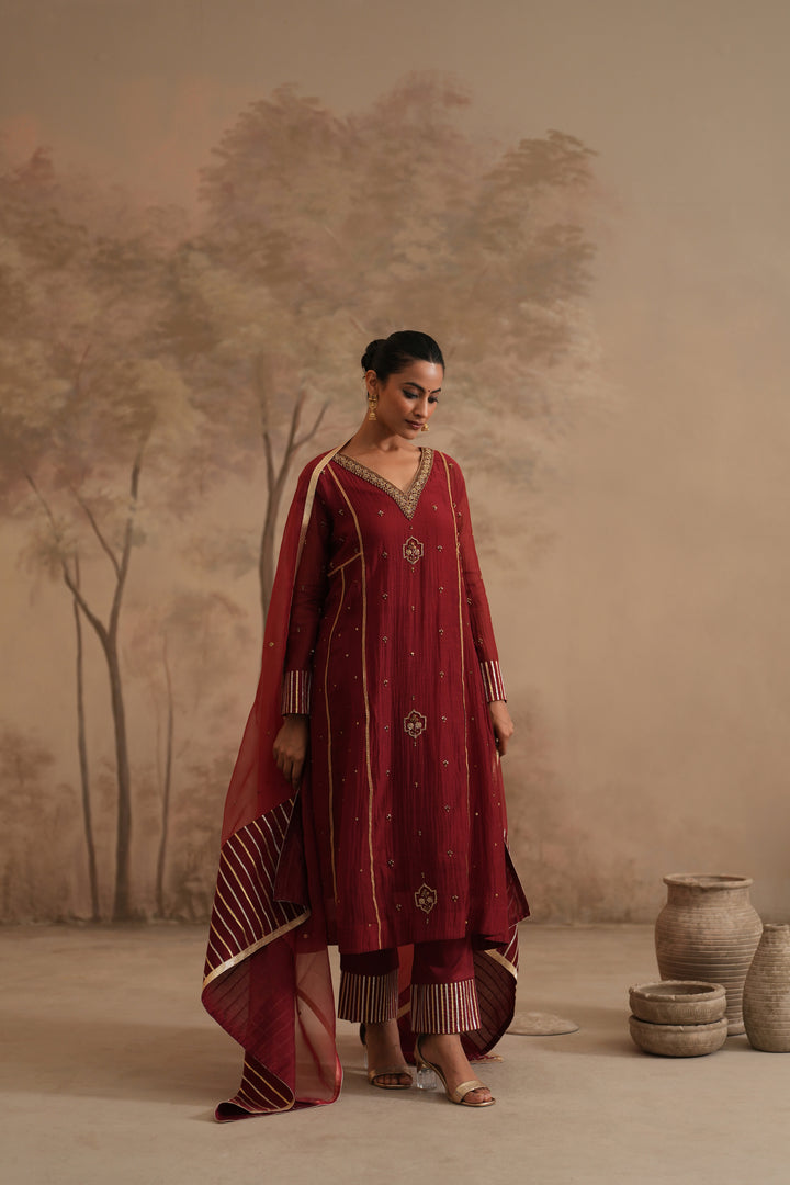 Qala Meher Aline Set -Brick Red