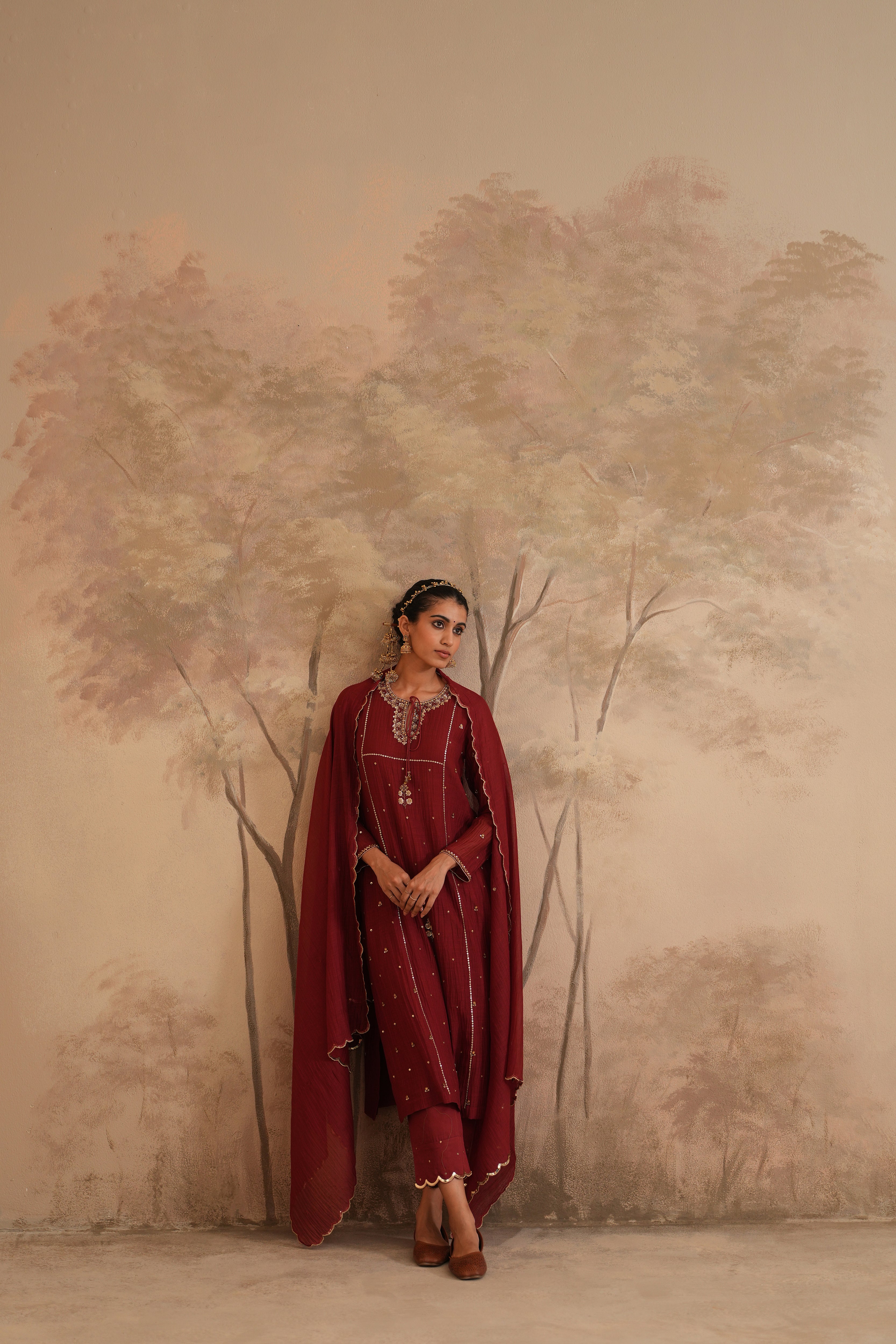 Brick Red Qala Saanvi Straight Keyhole Set
