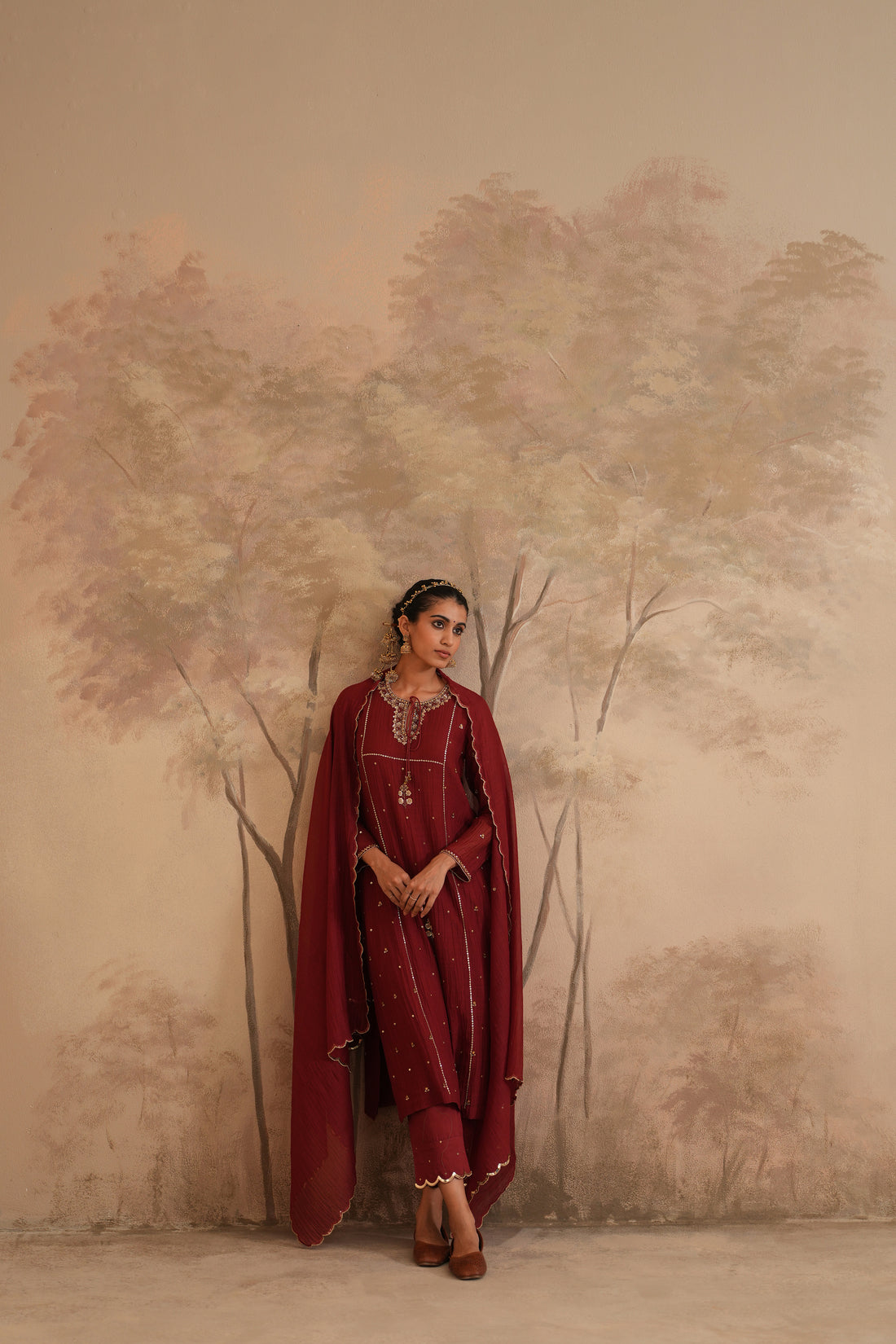 Brick Red Qala Saanvi Straight Keyhole Set