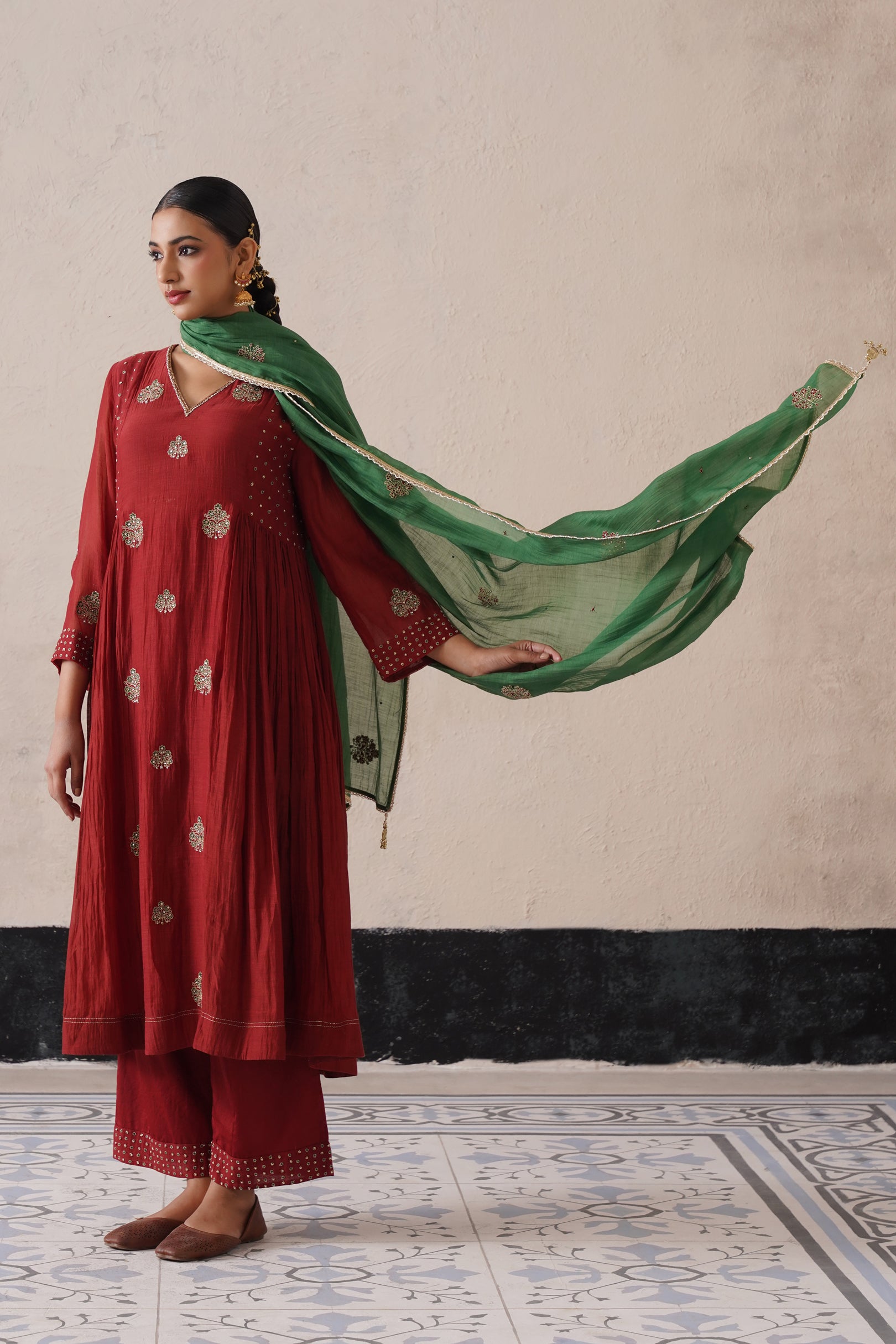 Mahroon Pannel Kurta Set