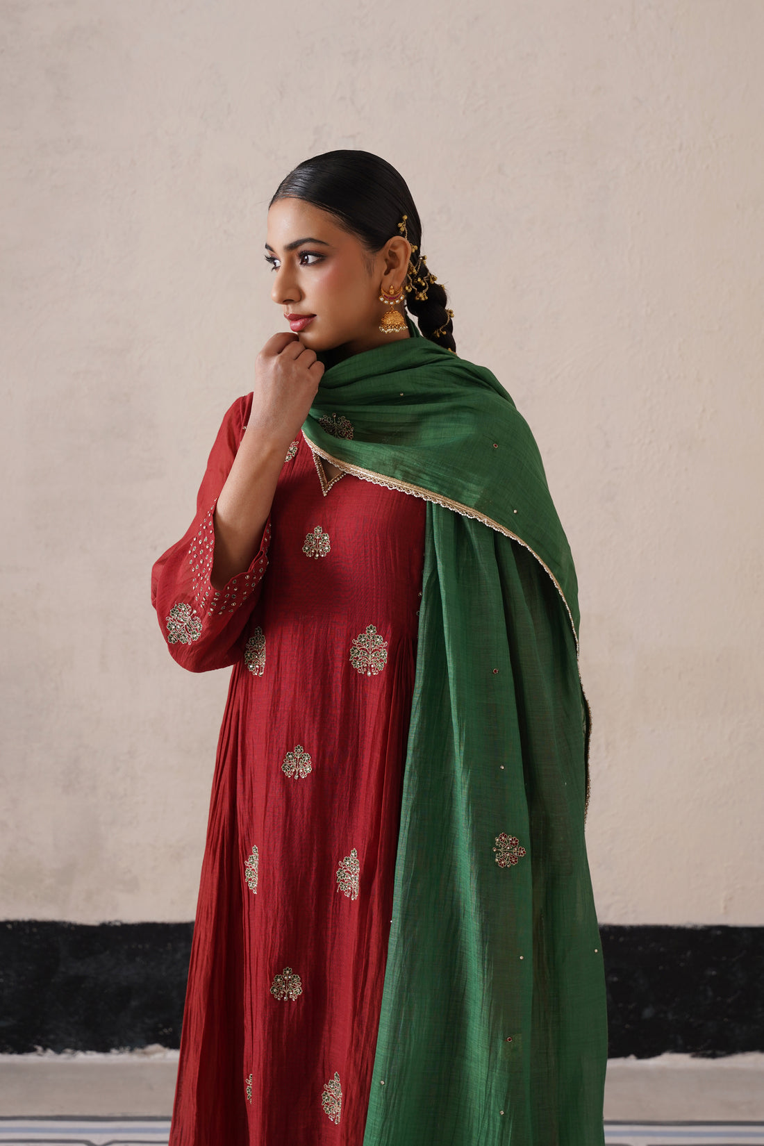 Mahroon Pannel Kurta Set