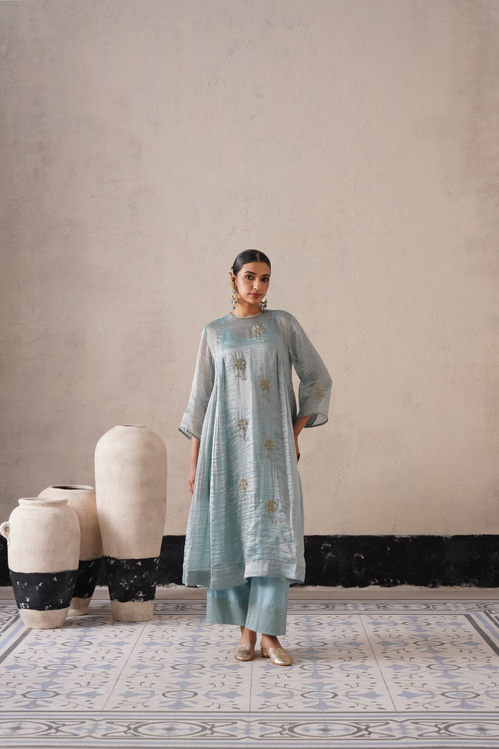 POWDER BLUE CURVE PANNEL KURTA