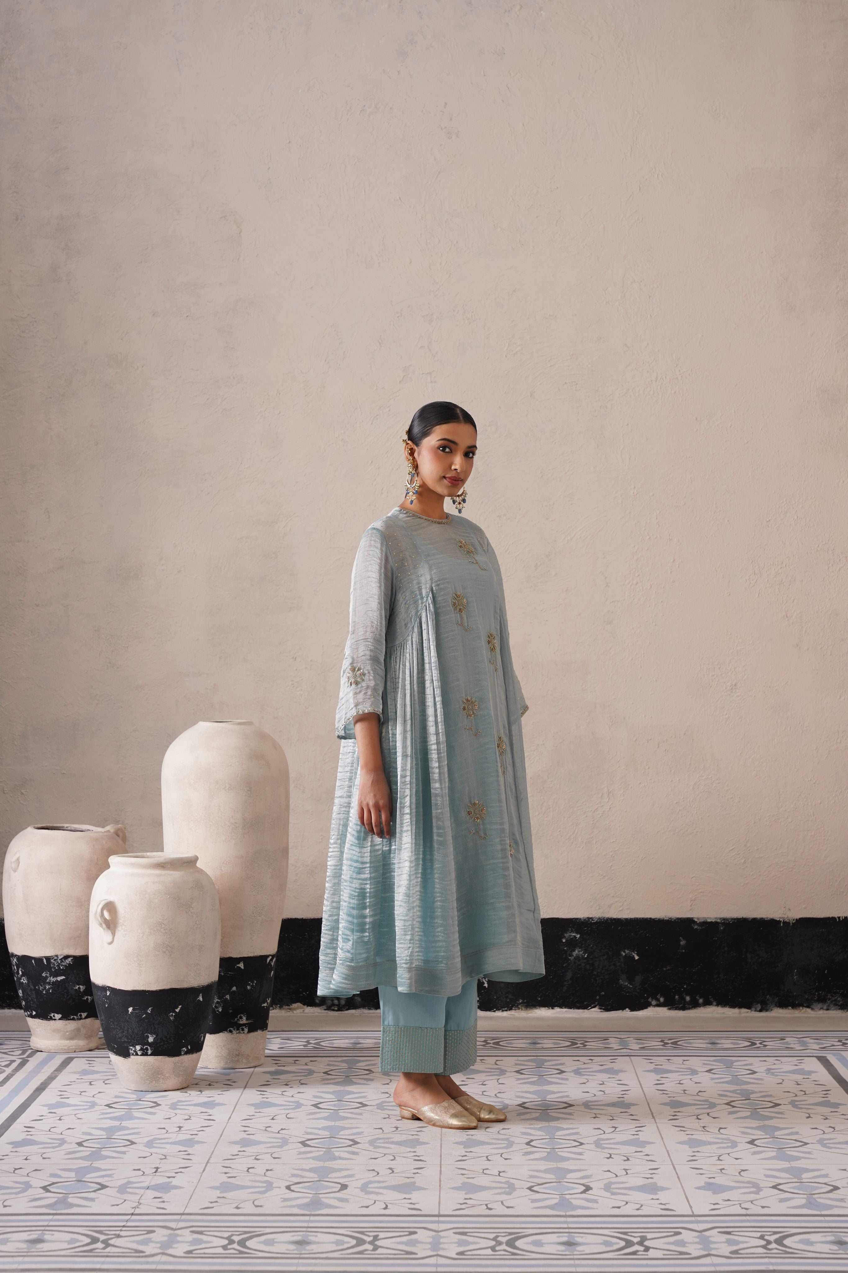 POWDER BLUE CURVE PANNEL KURTA