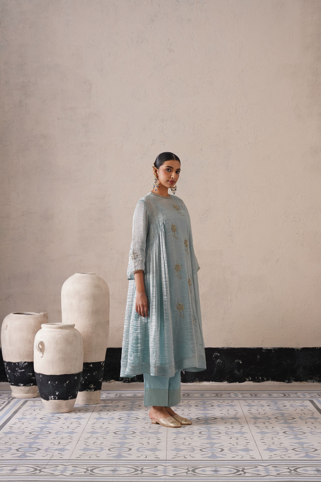 POWDER BLUE CURVE PANNEL KURTA