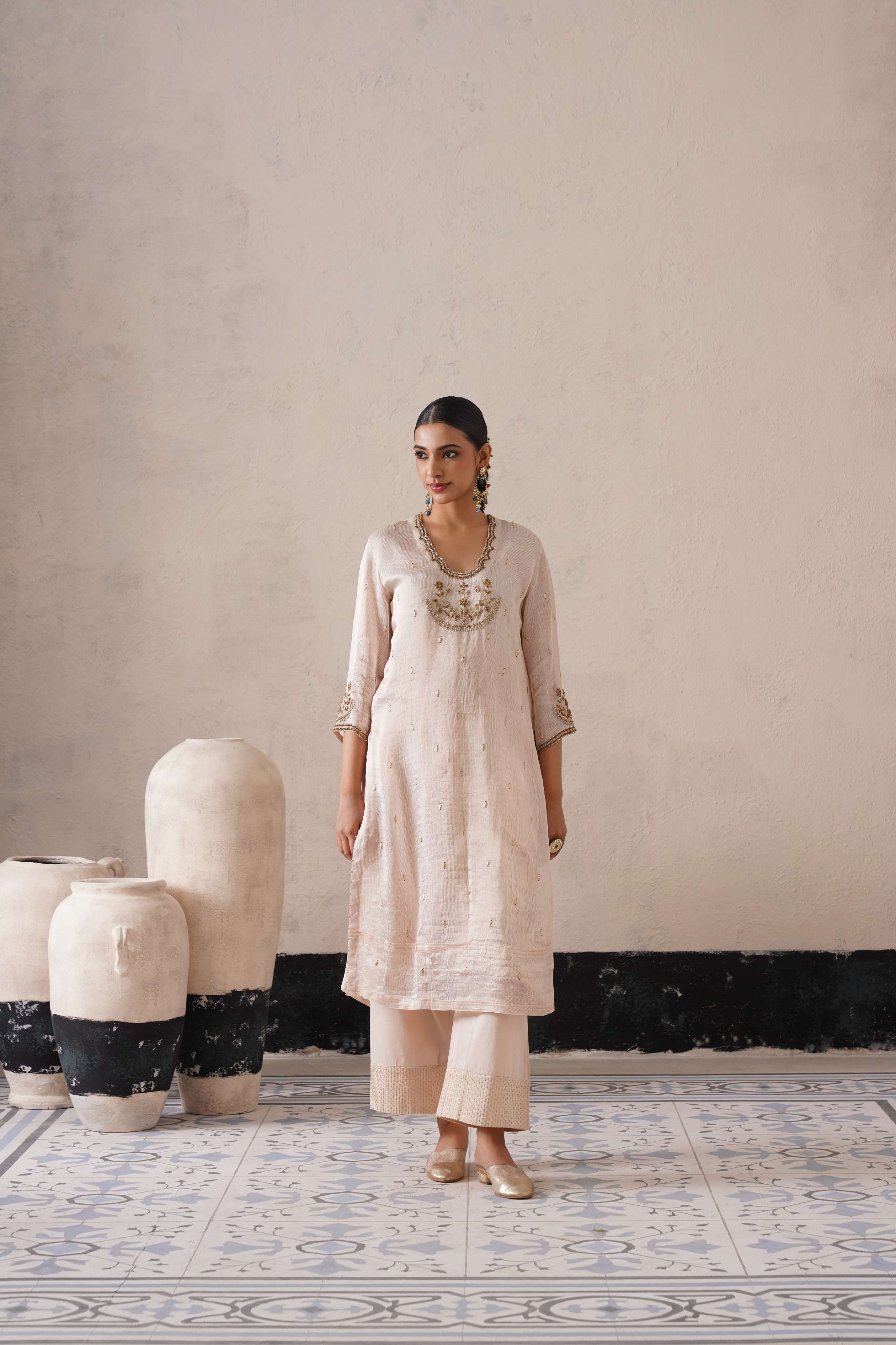 DUTCH IVORY STRAIGHT KURTA