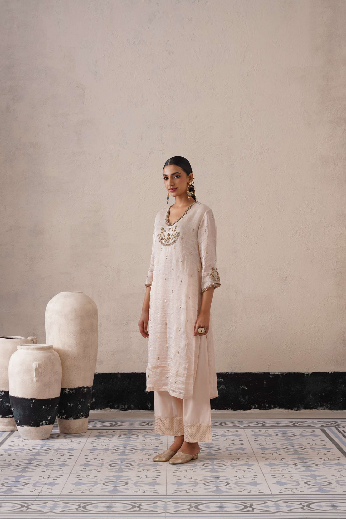 DUTCH IVORY STRAIGHT KURTA
