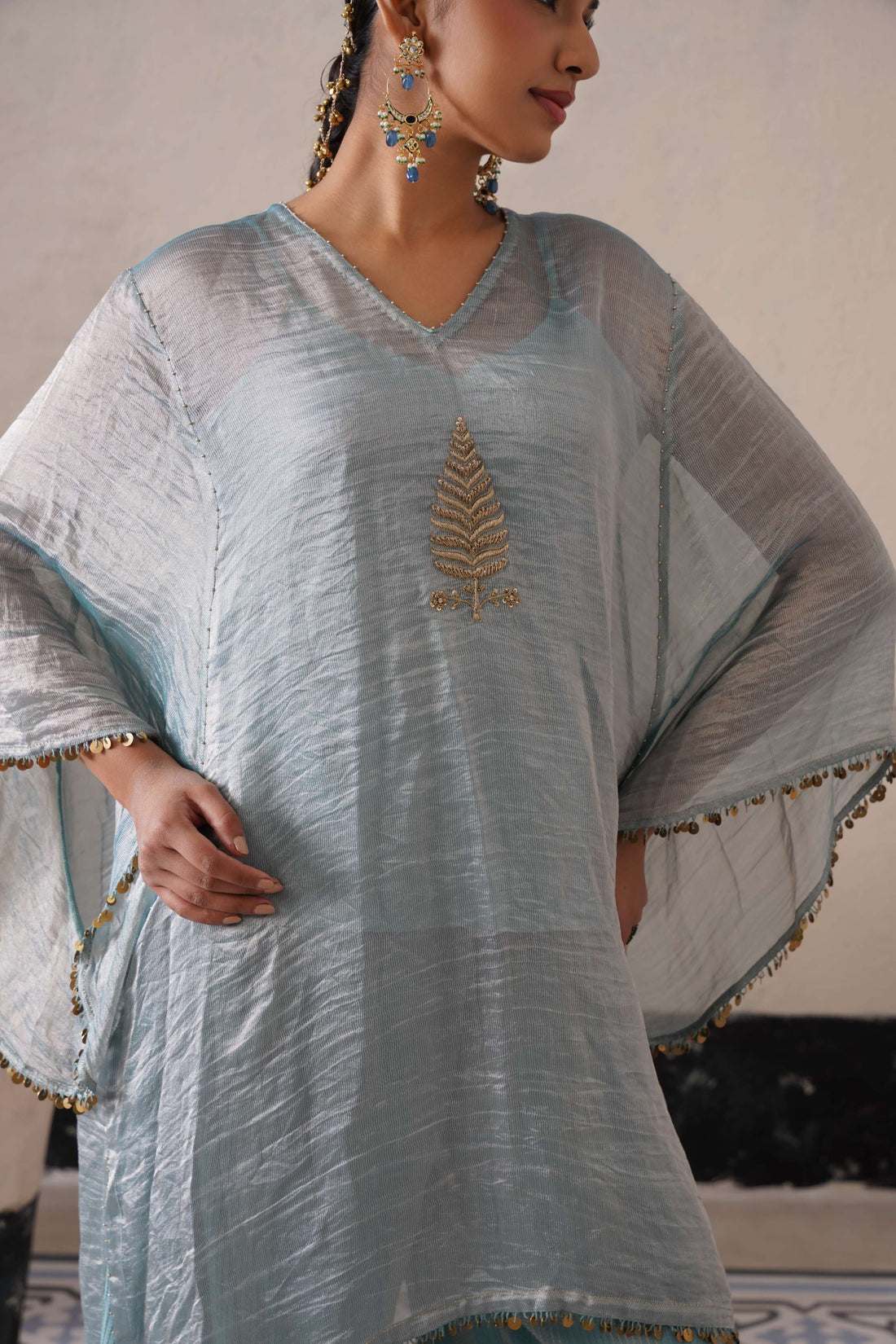 POWDER BLUE OVAL KAFTAN SET