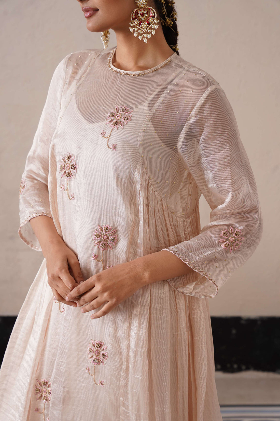 DUTCH IVORY CURVE PANNEL KURTA