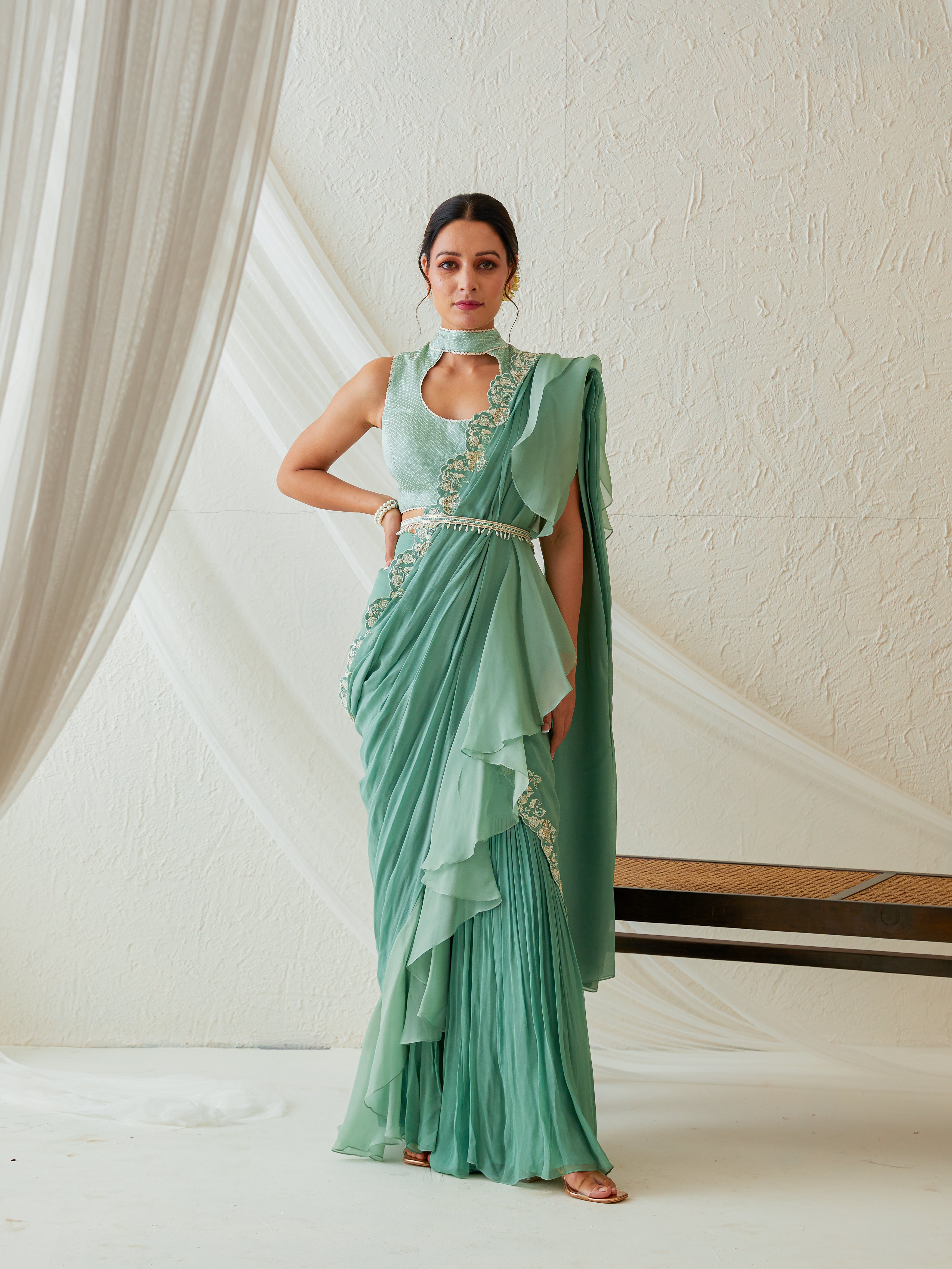 Reshami Raat pre drape marine