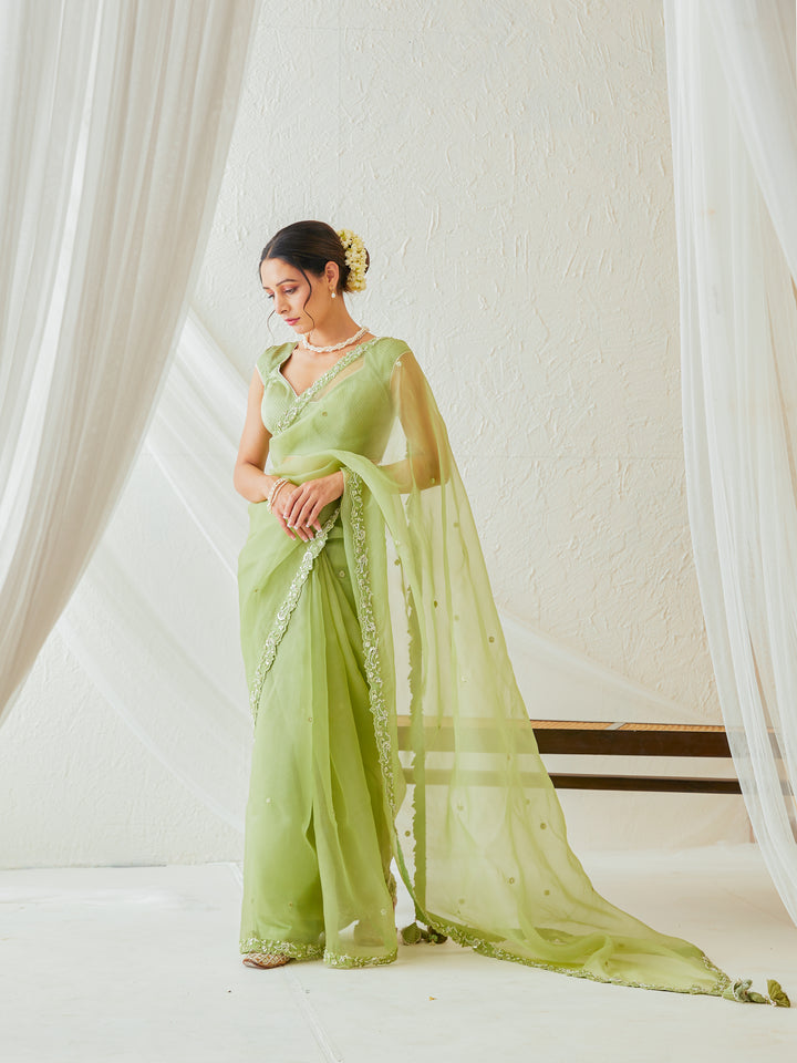 Reshami Raat Leaf Green