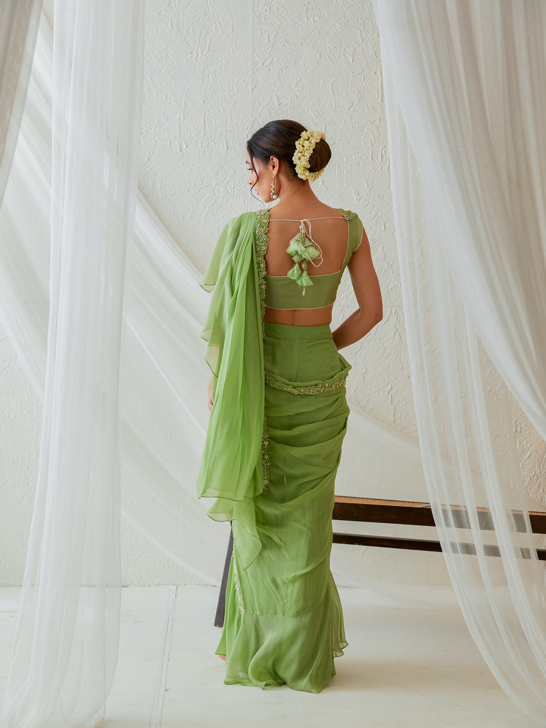 Reshami Raat pre drape leaf green