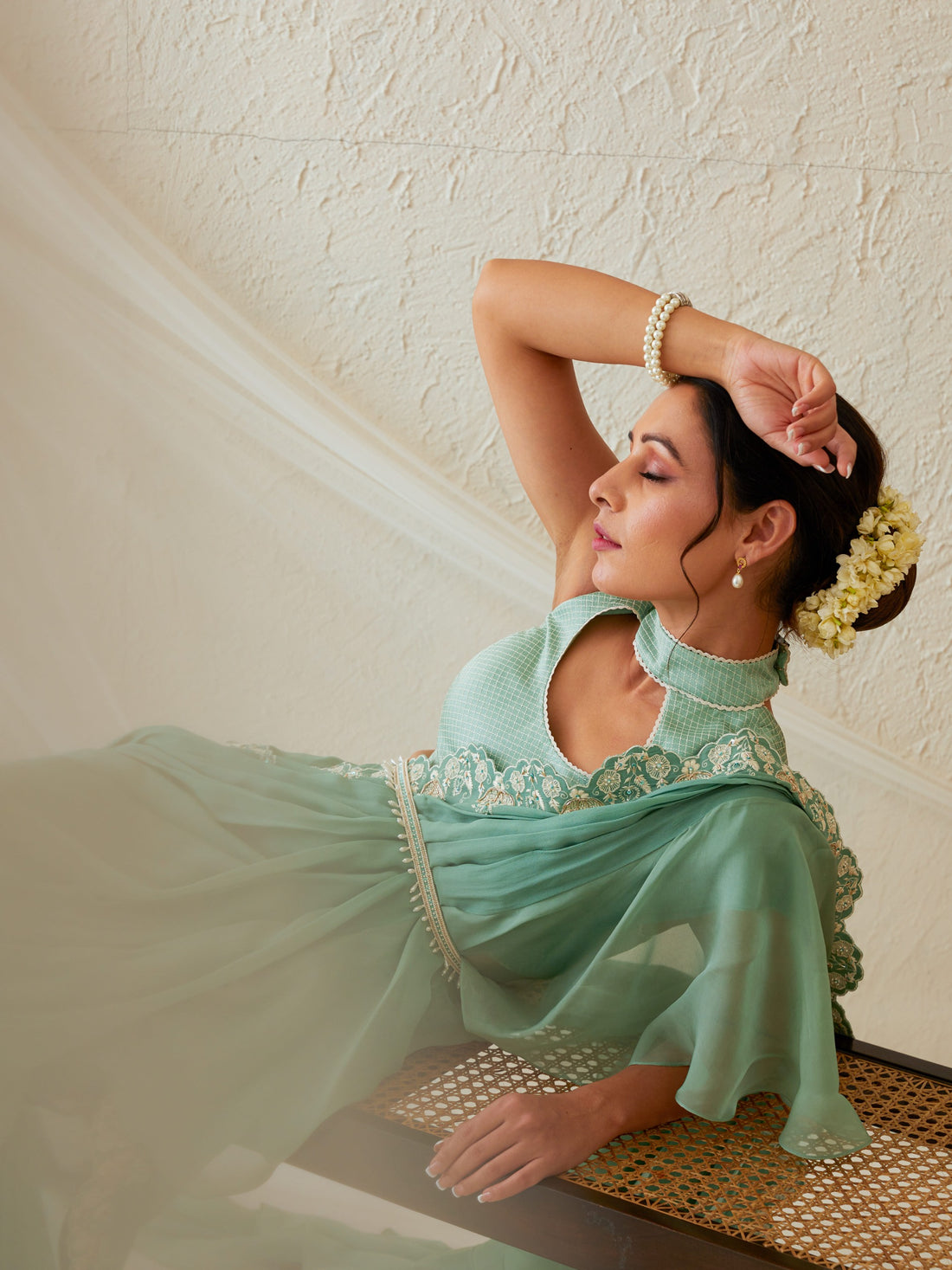 Reshami Raat pre drape marine