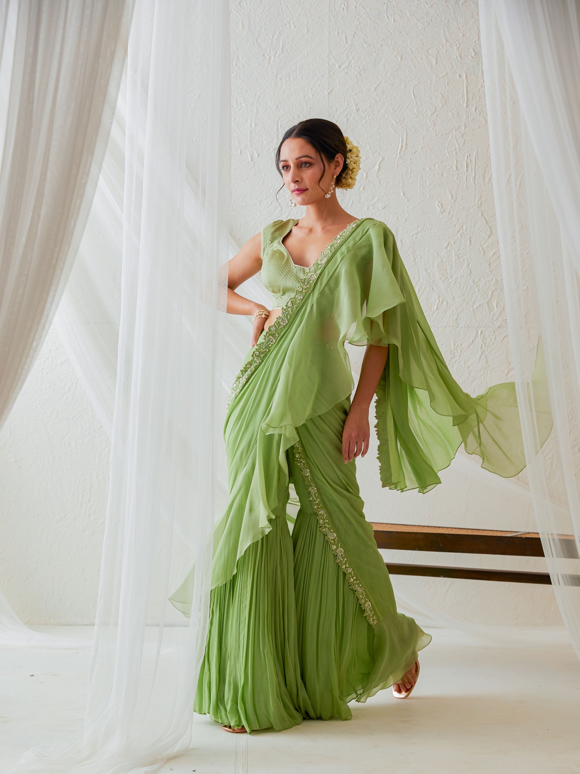 Reshami Raat pre drape leaf green