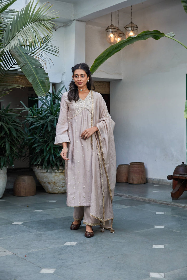 Nani Ghar Mona Set