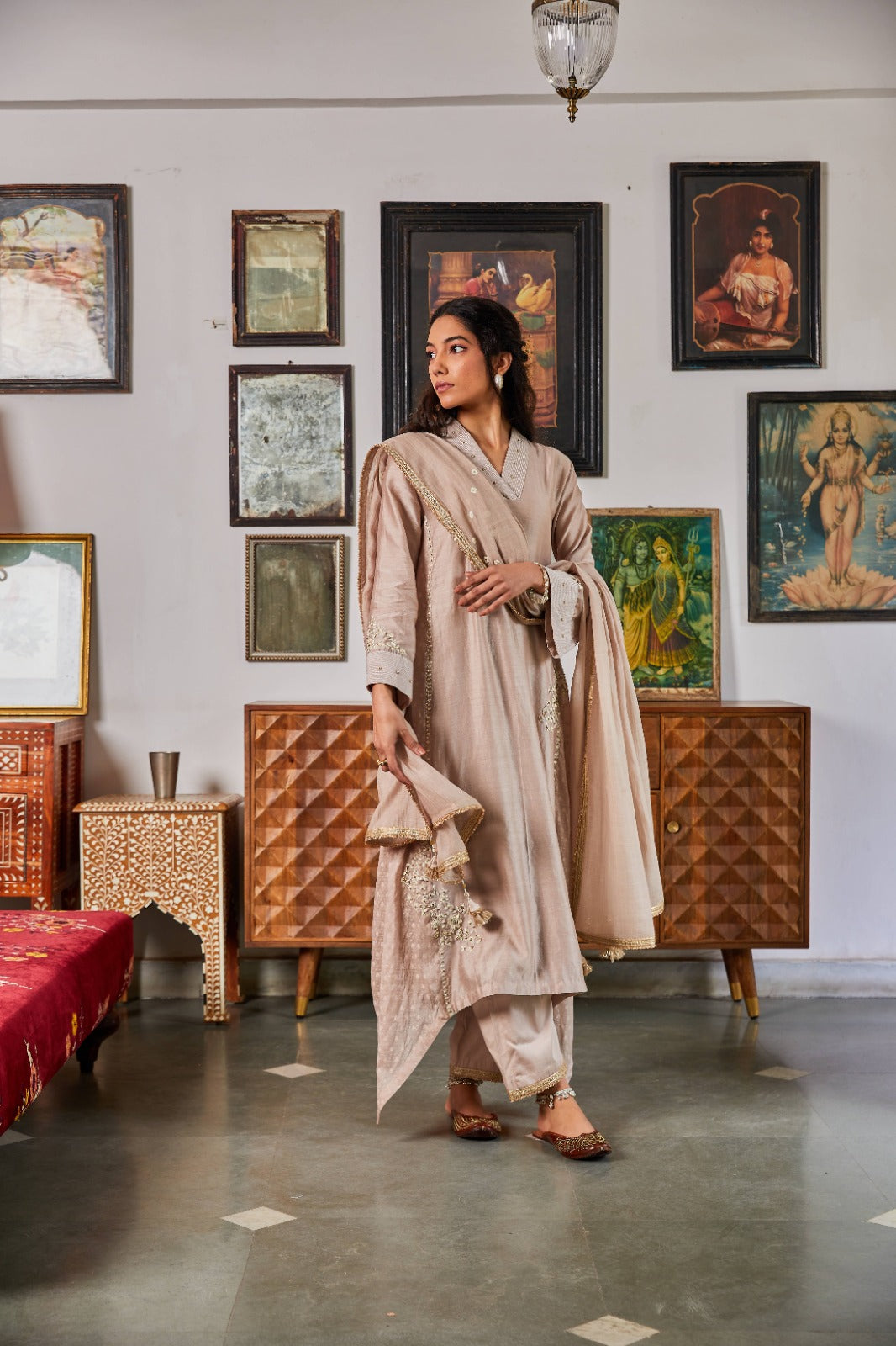 Nani Ghar Reenu Set