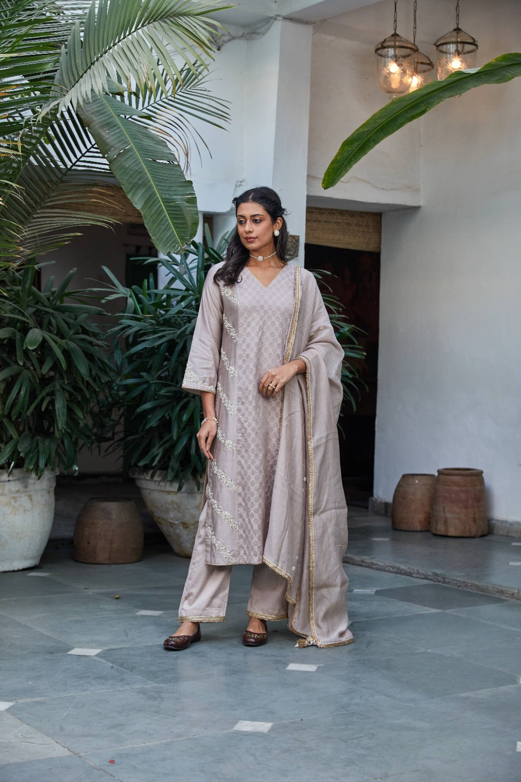 Nani Ghar Sheetal Set