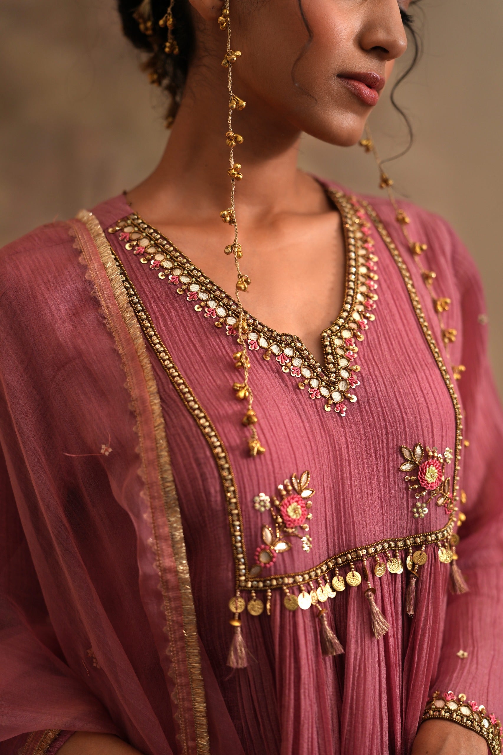 Rosebud Pink Heer Veda Center Gather