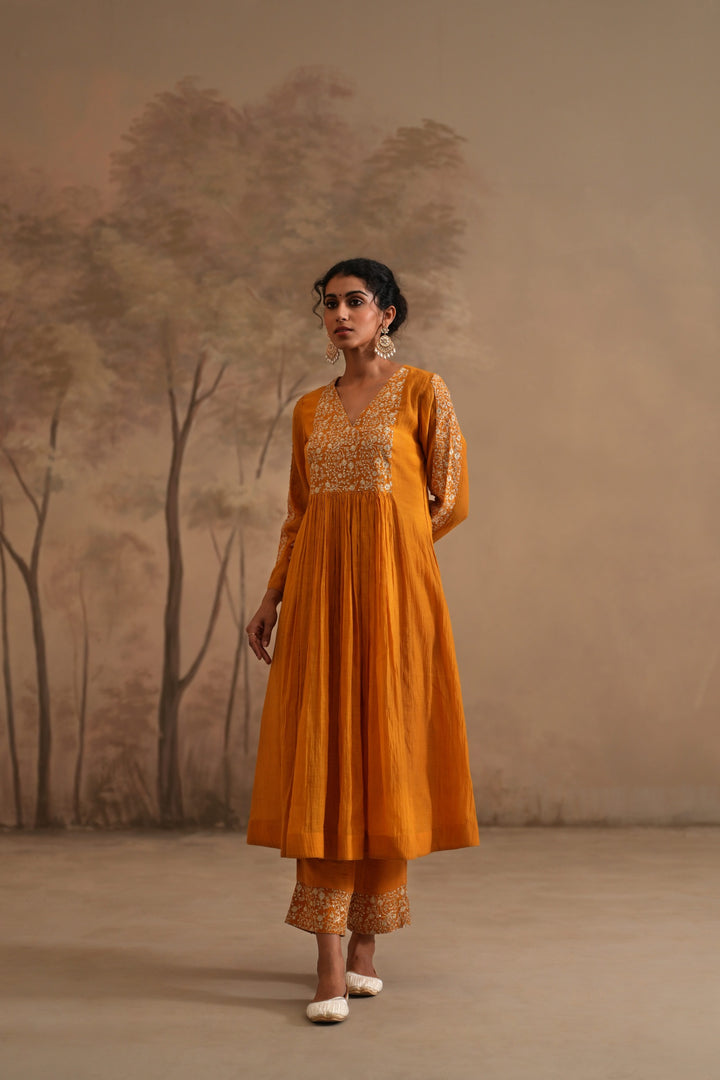 Earthy Yellow Amaya Ruya